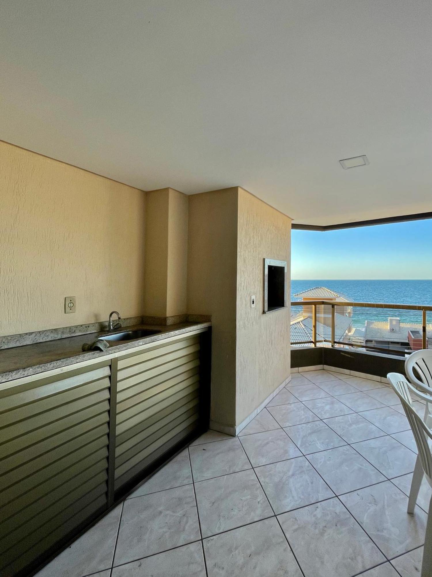 187 Apartamento 50M Da Praia. Bela Vista Ao Mar. Em Avenida Principal De Bombinhas. Luaran gambar