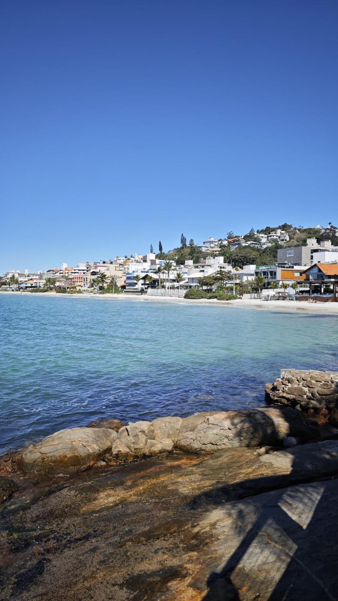 187 Apartamento 50M Da Praia. Bela Vista Ao Mar. Em Avenida Principal De Bombinhas. Luaran gambar